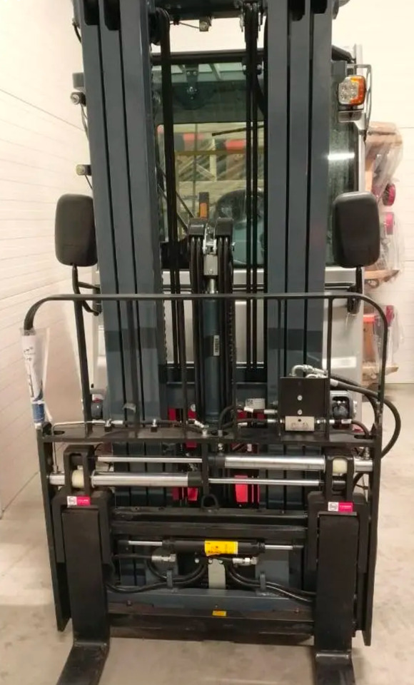 HELI CPD25-GE2DLI - Carrello elevatore elettrico: foto 4 HELI CPD25-GE2DLI - Carrello elevatore elettrico: foto 4