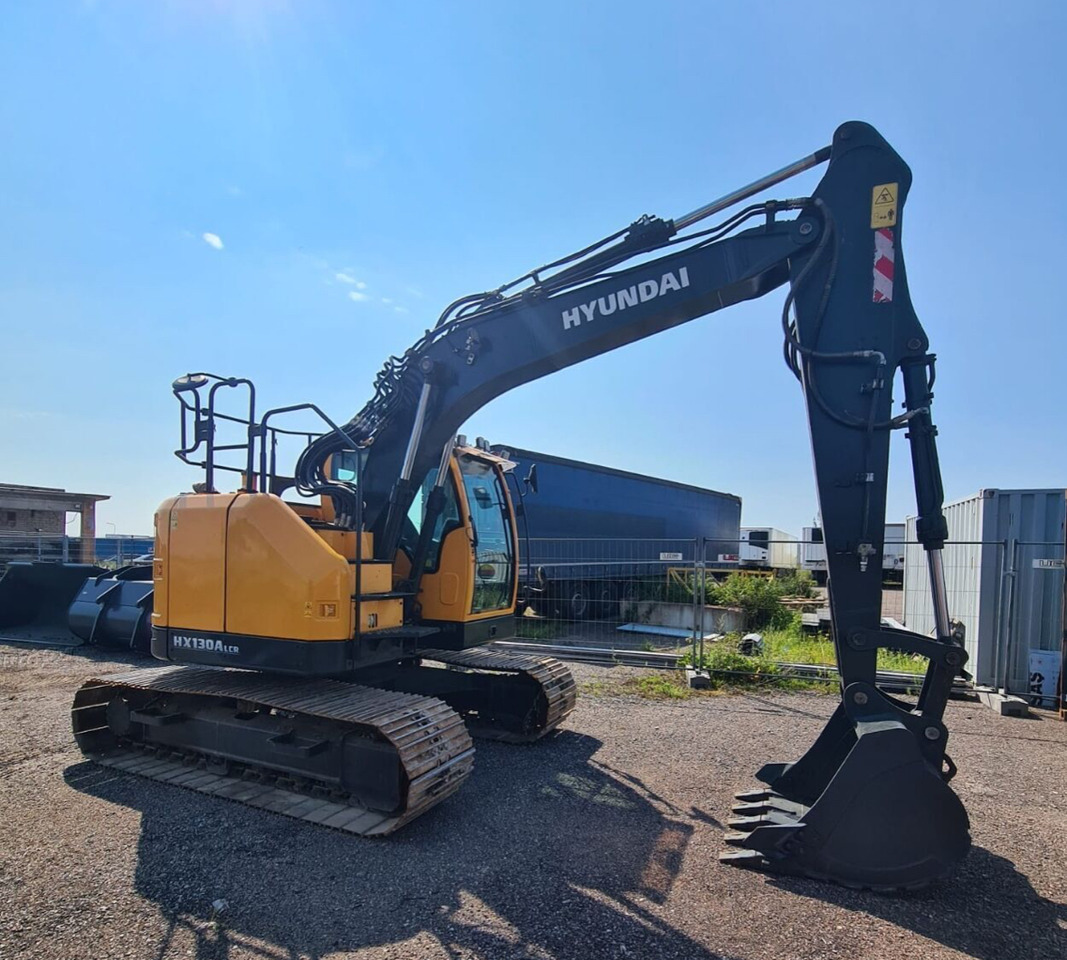 HYUNDAI HX130ALCR - Escavatore cingolato: foto 3 HYUNDAI HX130ALCR - Escavatore cingolato: foto 3