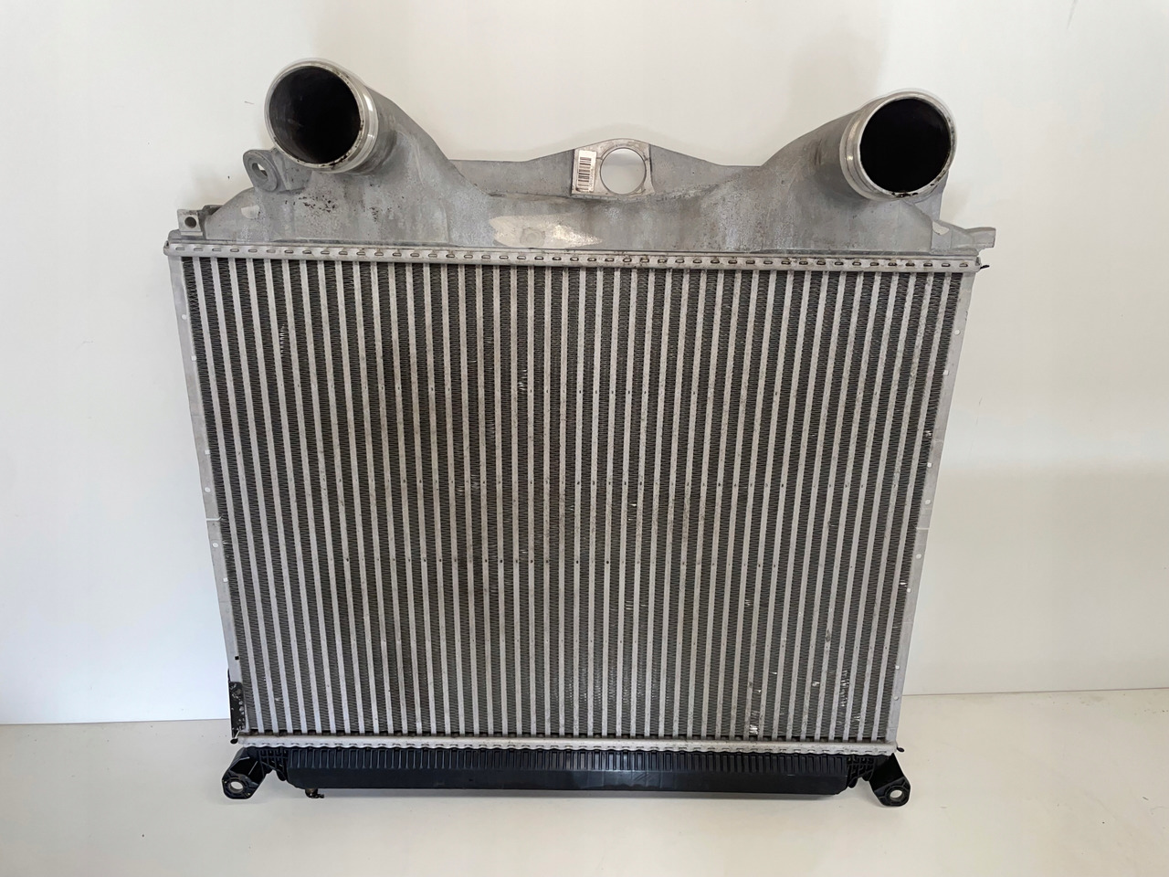 CHŁODNICA INTERCOLLER INTERKULER MAN TGS TGA - Intercooler per Camion: foto 2 CHŁODNICA INTERCOLLER INTERKULER MAN TGS TGA - Intercooler per Camion: foto 2