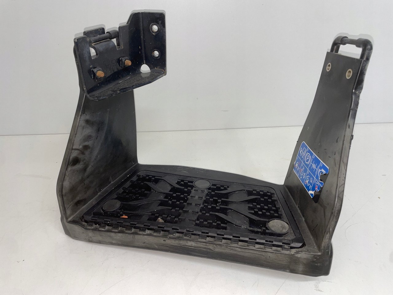 DOLNY STOPIEŃ STOPNICA MAN TG3 TGX TGS 3 81615016003 - Gradino sottoscocca per Camion: foto 1 DOLNY STOPIEŃ STOPNICA MAN TG3 TGX TGS 3 81615016003 - Gradino sottoscocca per Camion: foto 1