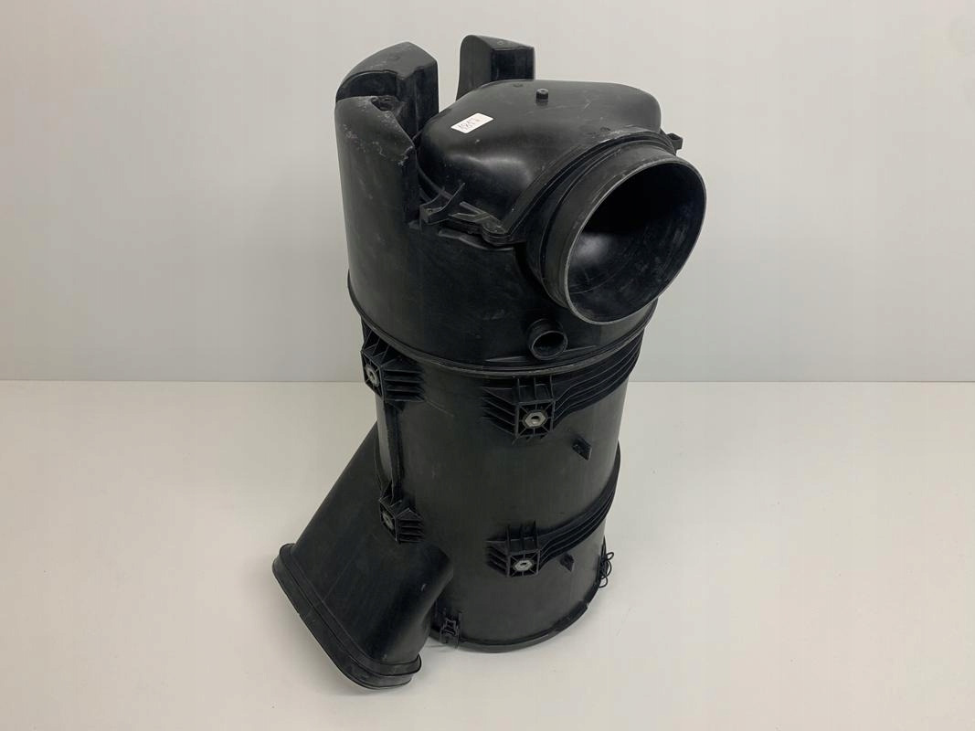 FILTR POWIETRZA OBUDOWA FILTRA MAN TGS TGX EURO 6 - Filtro aria per Camion: foto 3 FILTR POWIETRZA OBUDOWA FILTRA MAN TGS TGX EURO 6 - Filtro aria per Camion: foto 3