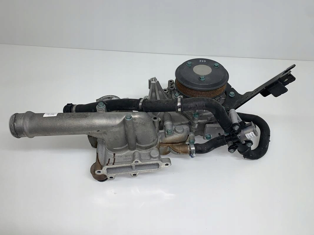 OBUDOWA POMPY WODY MAN TGX TGS EURO 6 D2676 - Pompa del liquido di raffreddamento per Camion: foto 3 OBUDOWA POMPY WODY MAN TGX TGS EURO 6 D2676 - Pompa del liquido di raffreddamento per Camion: foto 3