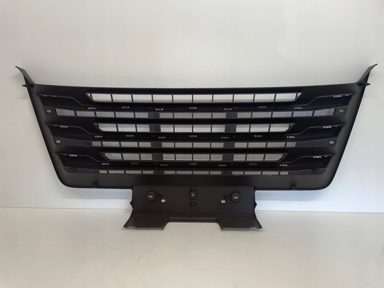 ORYGINALNY GRILL GRIL ZDERZAKA ZDERZAK MAN TGX TGX3 TGX-3 81416146084 - Griglia radiatore per Camion: foto 4 ORYGINALNY GRILL GRIL ZDERZAKA ZDERZAK MAN TGX TGX3 TGX-3 81416146084 - Griglia radiatore per Camion: foto 4
