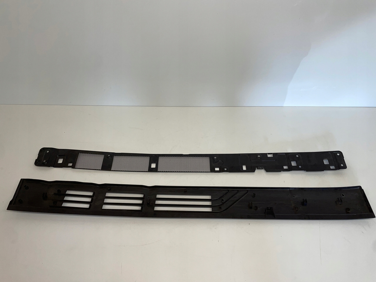 PLASTER MIODU OSŁONA KOMINA MAN TGX3 TG3 TGX 3 81082010647 - Aero kit/ Spoiler per Camion: foto 3 PLASTER MIODU OSŁONA KOMINA MAN TGX3 TG3 TGX 3 81082010647 - Aero kit/ Spoiler per Camion: foto 3