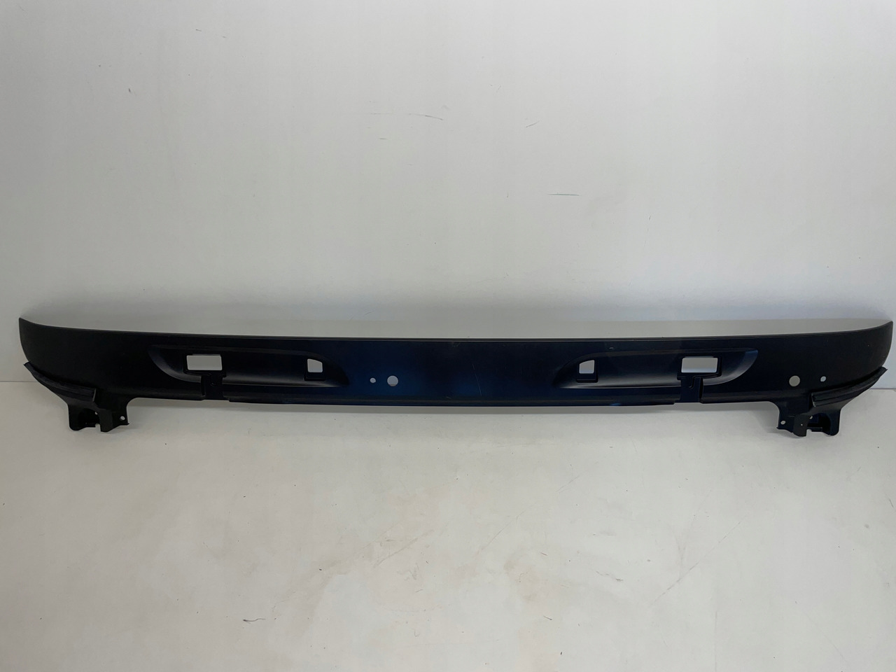 PODSZYBIE OSŁONA MASKOWNICA DAF CF 1980795 - Parabrezza per Camion: foto 1 PODSZYBIE OSŁONA MASKOWNICA DAF CF 1980795 - Parabrezza per Camion: foto 1