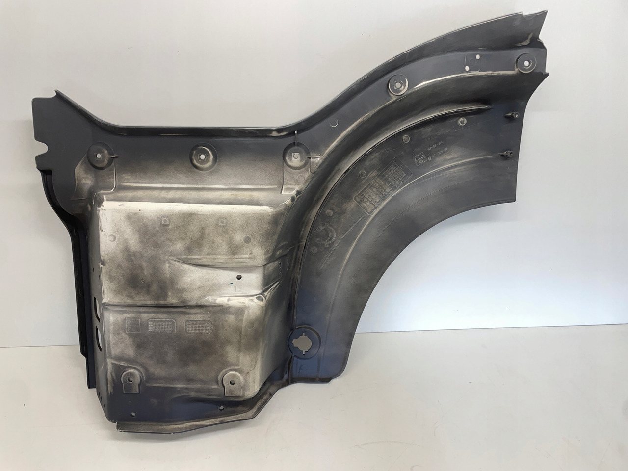 PRAWA STOPNICA MAN TGS E6 81615100870 - Griglia radiatore per Camion: foto 4 PRAWA STOPNICA MAN TGS E6 81615100870 - Griglia radiatore per Camion: foto 4