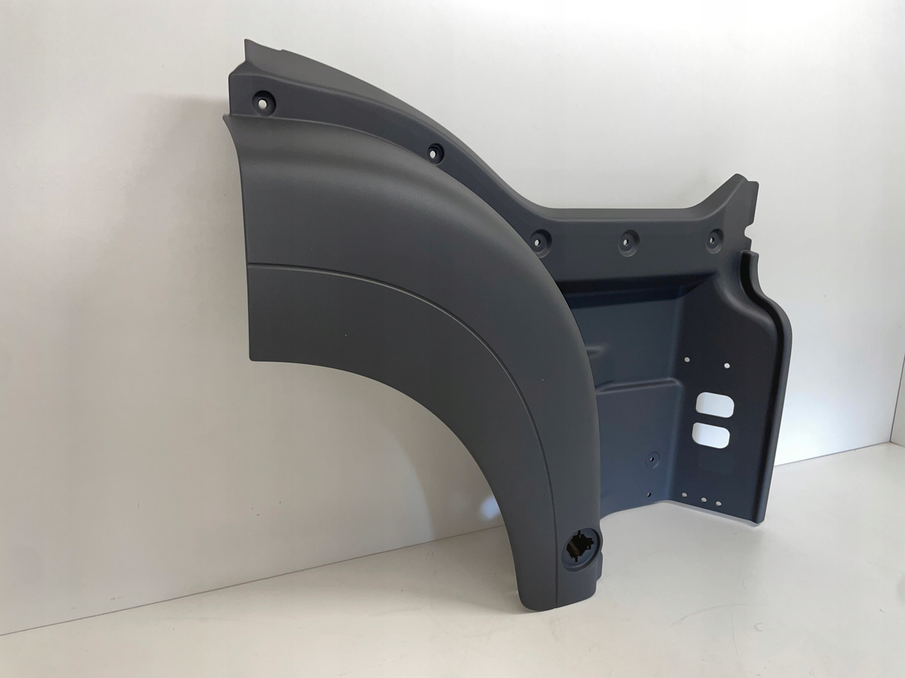 PRAWA STOPNICA MAN TGS E6 81615100870 - Griglia radiatore per Camion: foto 2 PRAWA STOPNICA MAN TGS E6 81615100870 - Griglia radiatore per Camion: foto 2