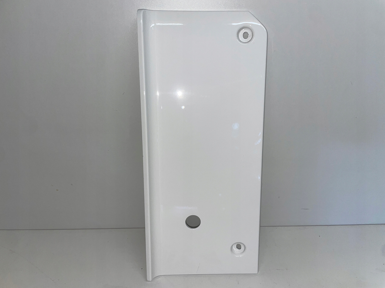 PRAWE ZAKOŃCZENIE ZDERZAKA MAN TGX TG3 MASKOWNICA 81416100988 - Paraurto per Camion: foto 1 PRAWE ZAKOŃCZENIE ZDERZAKA MAN TGX TG3 MASKOWNICA 81416100988 - Paraurto per Camion: foto 1