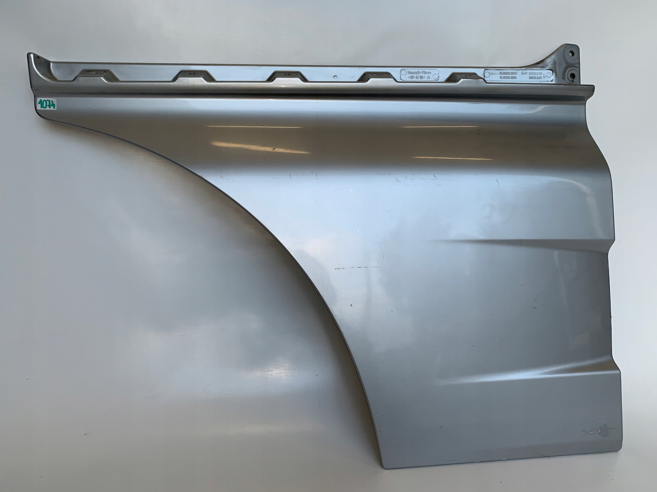 PRZEDŁUŻENIE DRZWI OSŁONA MAN TGA TGX KOLOR SREBRN - Carrozzeria ed esterni per Camion: foto 1 PRZEDŁUŻENIE DRZWI OSŁONA MAN TGA TGX KOLOR SREBRN - Carrozzeria ed esterni per Camion: foto 1