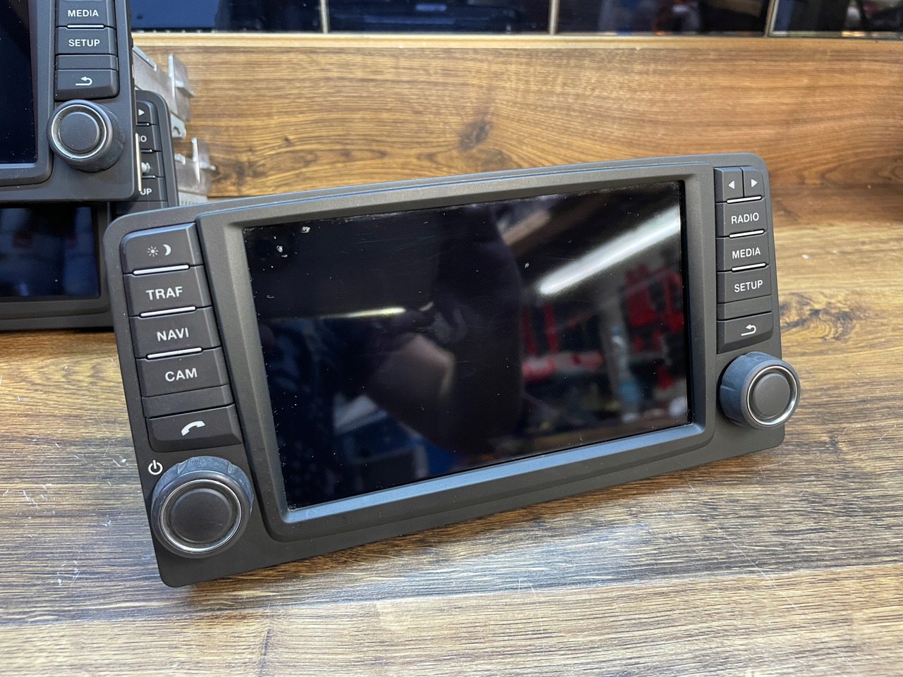 RADIO NAWIGACJA MAN TGS TGX EURO 6 81281006031 - Sistema di navigazione per Camion: foto 2 RADIO NAWIGACJA MAN TGS TGX EURO 6 81281006031 - Sistema di navigazione per Camion: foto 2