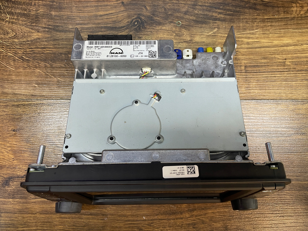 RADIO NAWIGACJA MAN TGS TGX EURO 6 81281006050 81281006043 - Sistema di navigazione per Camion: foto 5 RADIO NAWIGACJA MAN TGS TGX EURO 6 81281006050 81281006043 - Sistema di navigazione per Camion: foto 5