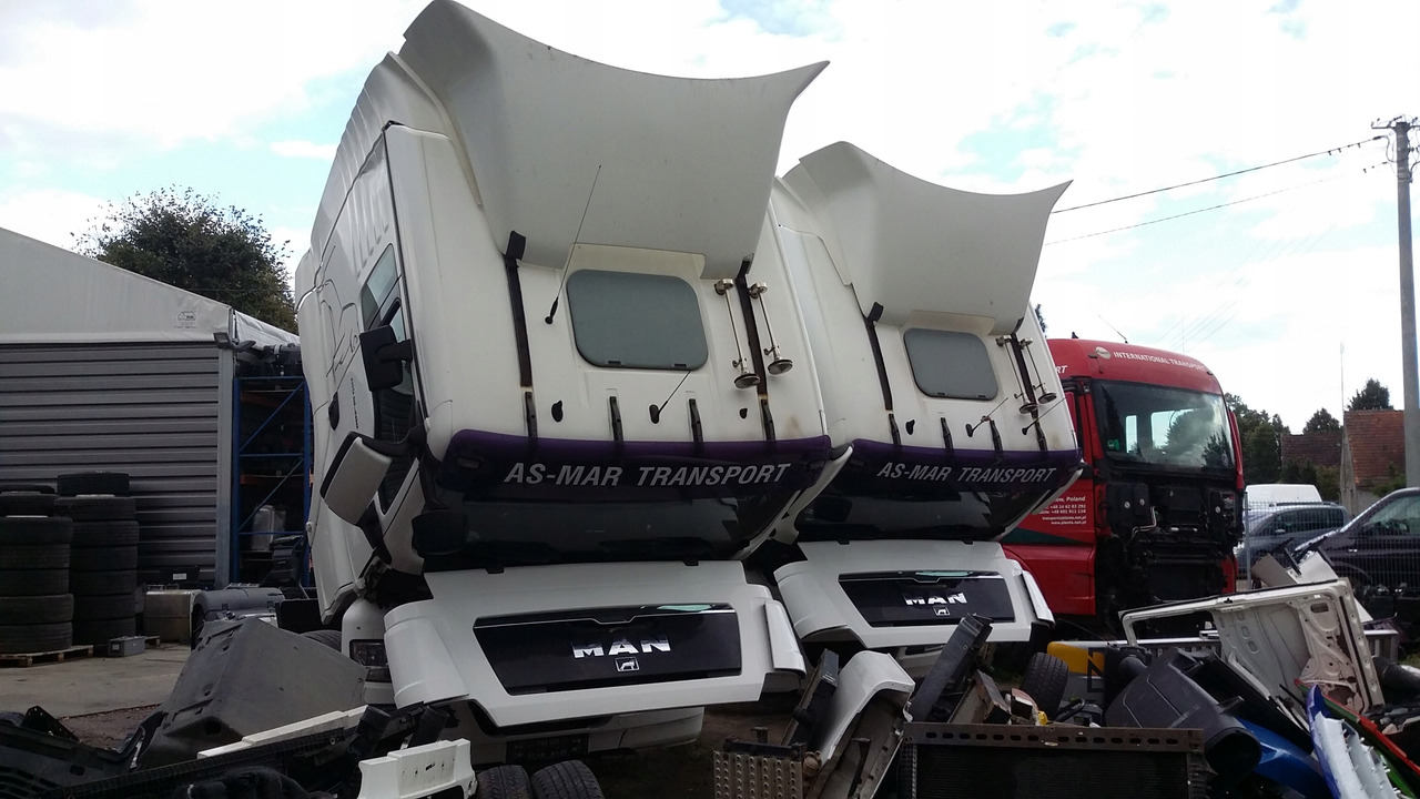 SPOILER SPOJLER OWIEWKA DACH DESKA MAN TGX XL - Aero kit/ Spoiler per Camion: foto 1 SPOILER SPOJLER OWIEWKA DACH DESKA MAN TGX XL - Aero kit/ Spoiler per Camion: foto 1