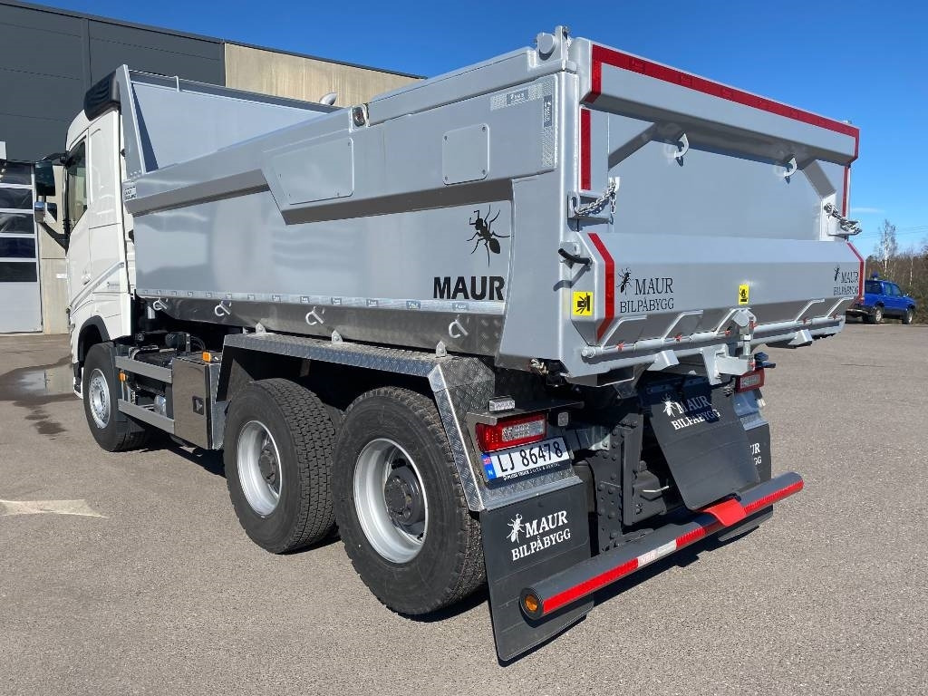 Volvo FH 540 - Autocarro ribaltabile: foto 4 Volvo FH 540 - Autocarro ribaltabile: foto 4