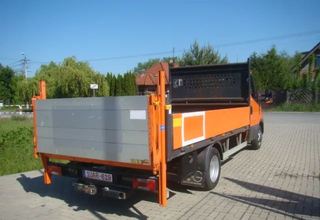 Iveco DAILY 35 C 15 WINDA 750KG 3.5T NA HAKU - Furgone con cassone fisso: foto 5 Iveco DAILY 35 C 15 WINDA 750KG 3.5T NA HAKU - Furgone con cassone fisso: foto 5