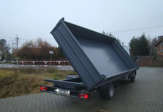 Iveco DAILY 50 C 17 3.0TDI WYWROTKA 4.70M 3.5T KLIMATRONIK - Furgone ribaltabile: foto 4 Iveco DAILY 50 C 17 3.0TDI WYWROTKA 4.70M 3.5T KLIMATRONIK - Furgone ribaltabile: foto 4