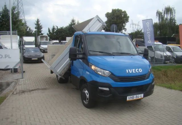 Iveco DAILY 50 C 17 3.0TDI WYWROTKA WINDA MECHANICZNA PRZYSTAWKA DO HYDRAULIKI - Furgone ribaltabile: foto 2 Iveco DAILY 50 C 17 3.0TDI WYWROTKA WINDA MECHANICZNA PRZYSTAWKA DO HYDRAULIKI - Furgone ribaltabile: foto 2