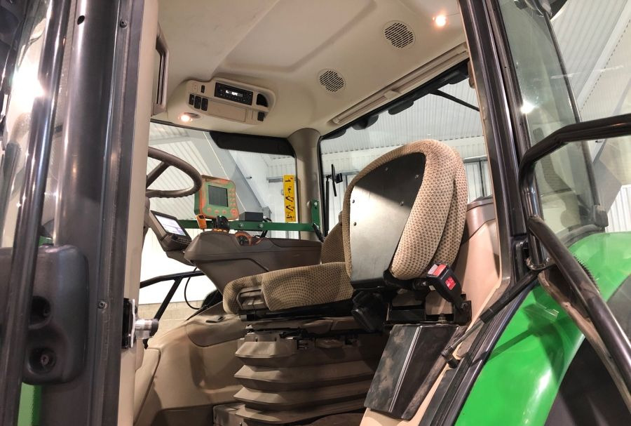 John Deere 6155R - Trattore: foto 3 John Deere 6155R - Trattore: foto 3