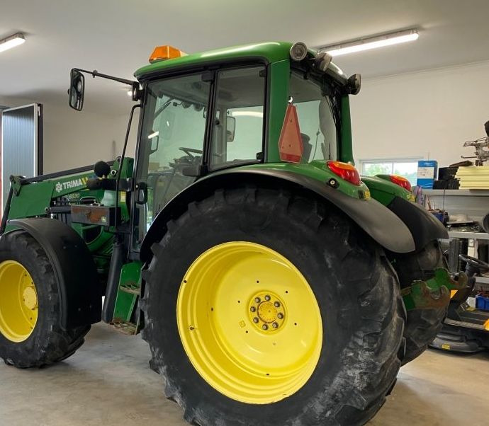John Deere 6330 Premium - Trattore: foto 2 John Deere 6330 Premium - Trattore: foto 2
