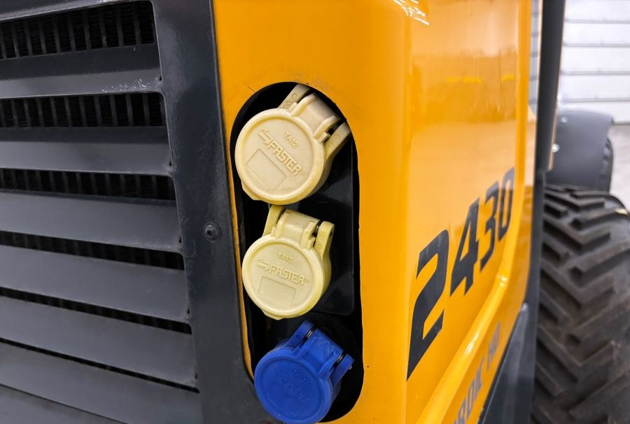 Schäffer 2430 HD - Minipala cingolata: foto 5 Schäffer 2430 HD - Minipala cingolata: foto 5