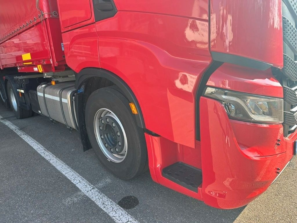 Iveco AS 260SY/FS CM - Autocarro portacontainer/ Caisse interchangeable: foto 3 Iveco AS 260SY/FS CM - Autocarro portacontainer/ Caisse interchangeable: foto 3