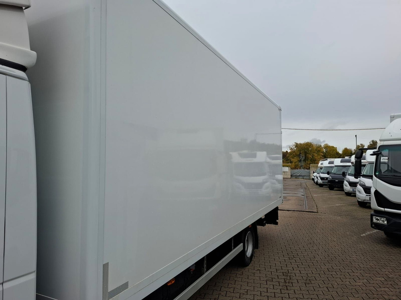 Iveco ML75-210P,LBW,Klima,Automatik,Spoiler, - Autocarro furgonato: foto 5 Iveco ML75-210P,LBW,Klima,Automatik,Spoiler, - Autocarro furgonato: foto 5