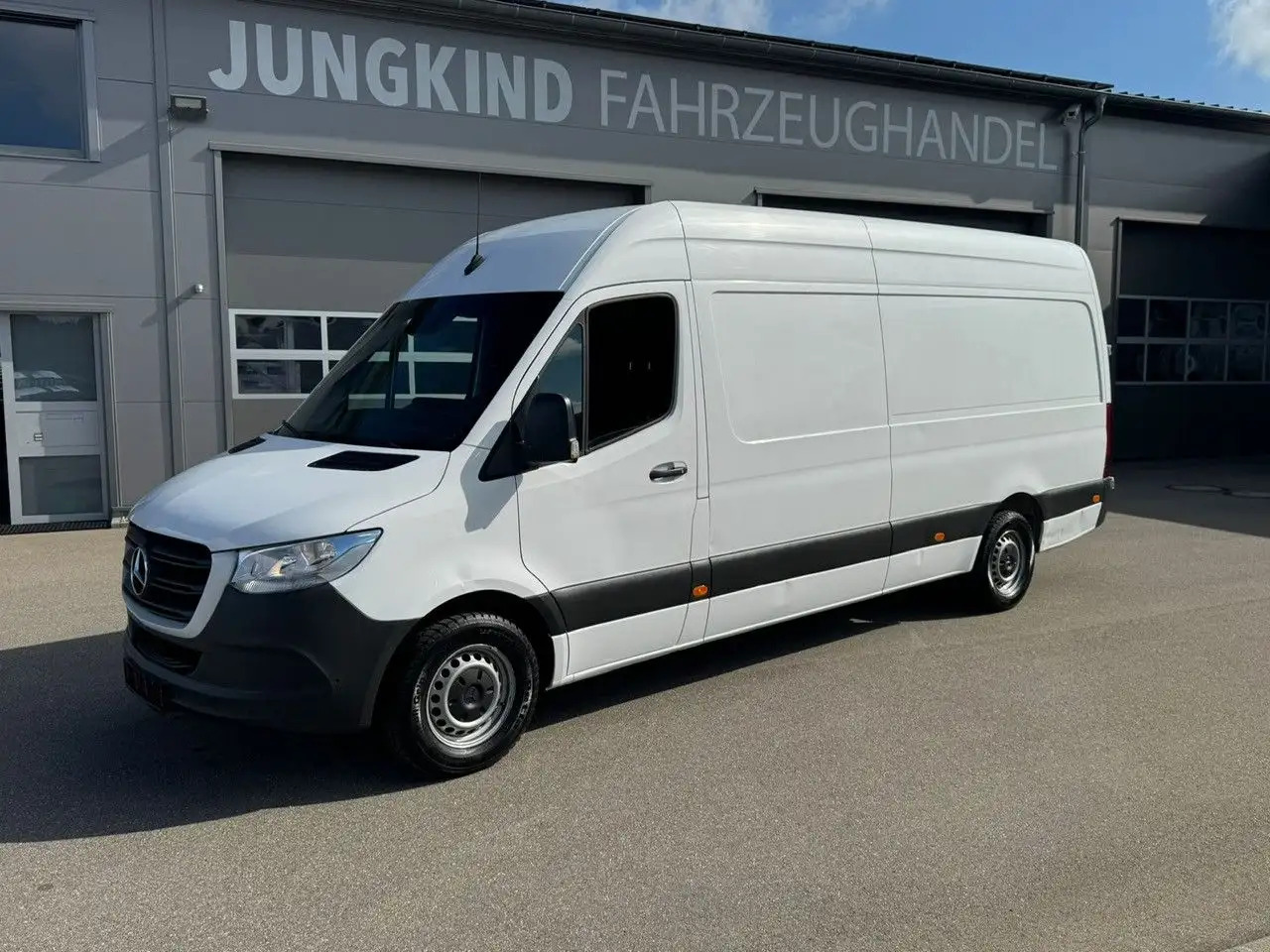 Mercedes-Benz Sprinter 316 CDI Maxi Lang Klima MBUX - Furgone chiuso: foto 2 Mercedes-Benz Sprinter 316 CDI Maxi Lang Klima MBUX - Furgone chiuso: foto 2