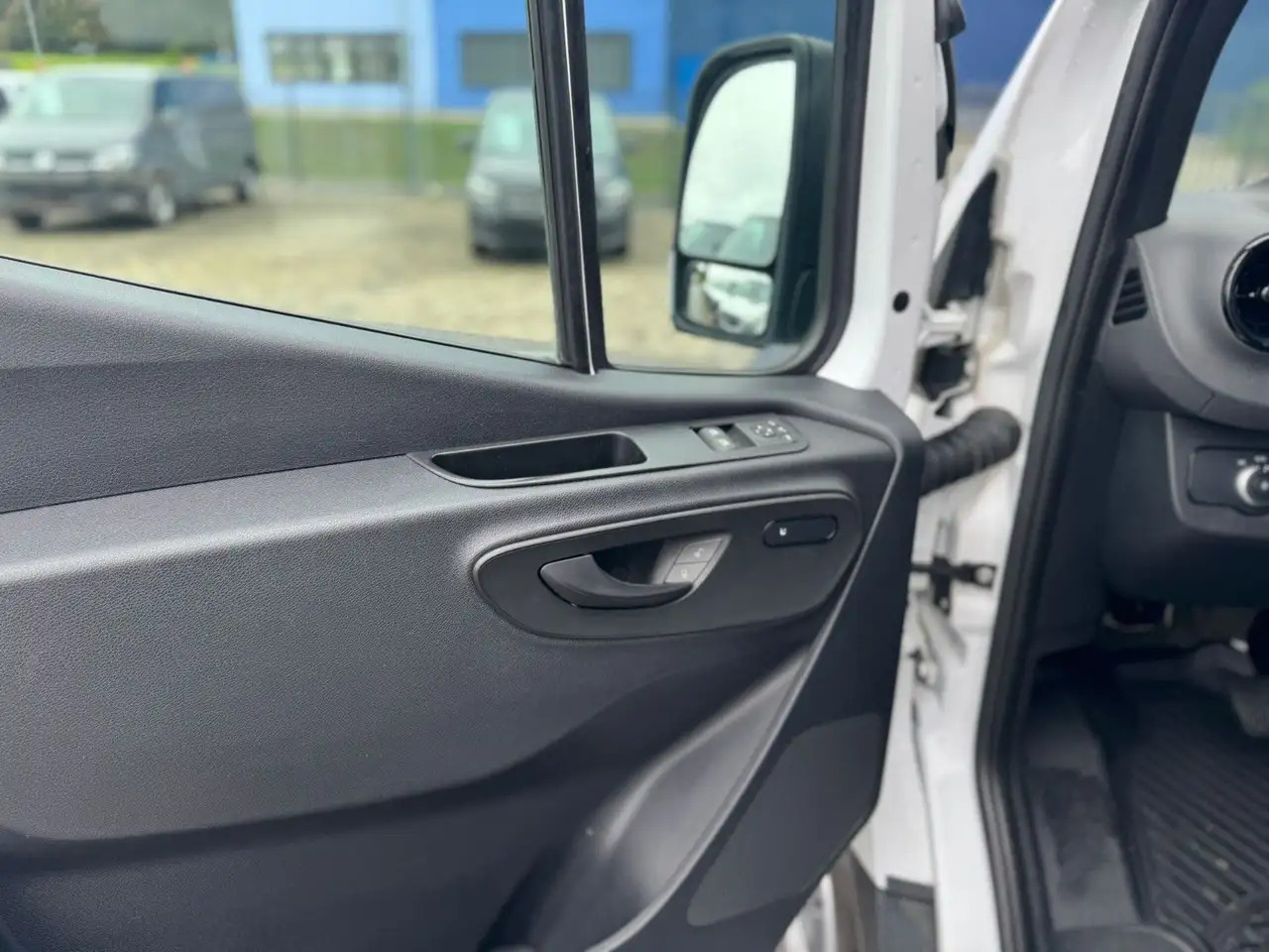 Mercedes-Benz Sprinter 317 CDI Lang Hoch Klima MBUX AHK 2,8t - Furgone chiuso: foto 5 Mercedes-Benz Sprinter 317 CDI Lang Hoch Klima MBUX AHK 2,8t - Furgone chiuso: foto 5