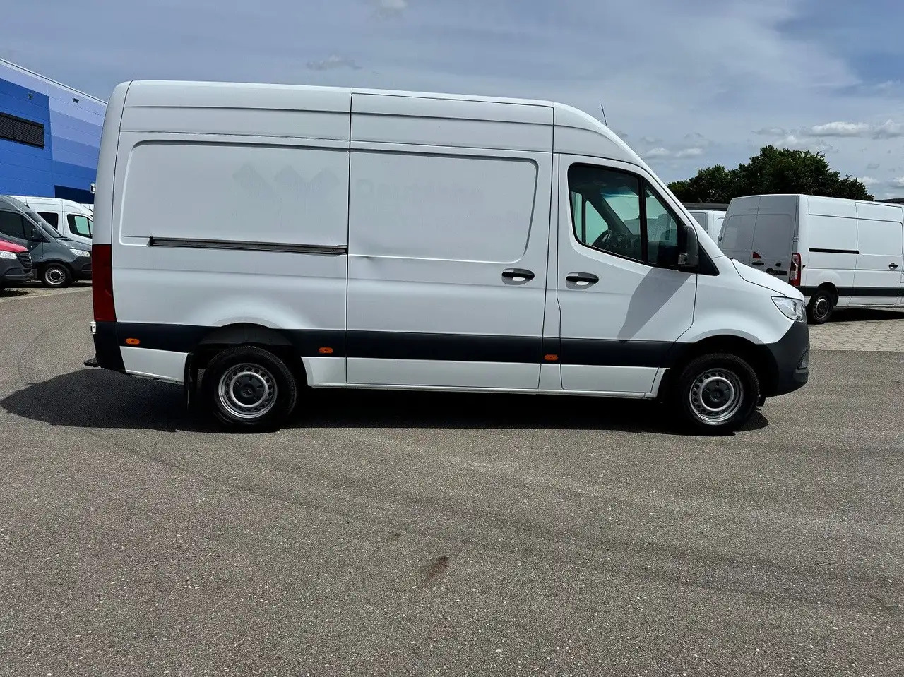 Mercedes-Benz Sprinter 317 CDI Lang Hoch Klima MBUX AHK - Furgone chiuso: foto 4 Mercedes-Benz Sprinter 317 CDI Lang Hoch Klima MBUX AHK - Furgone chiuso: foto 4