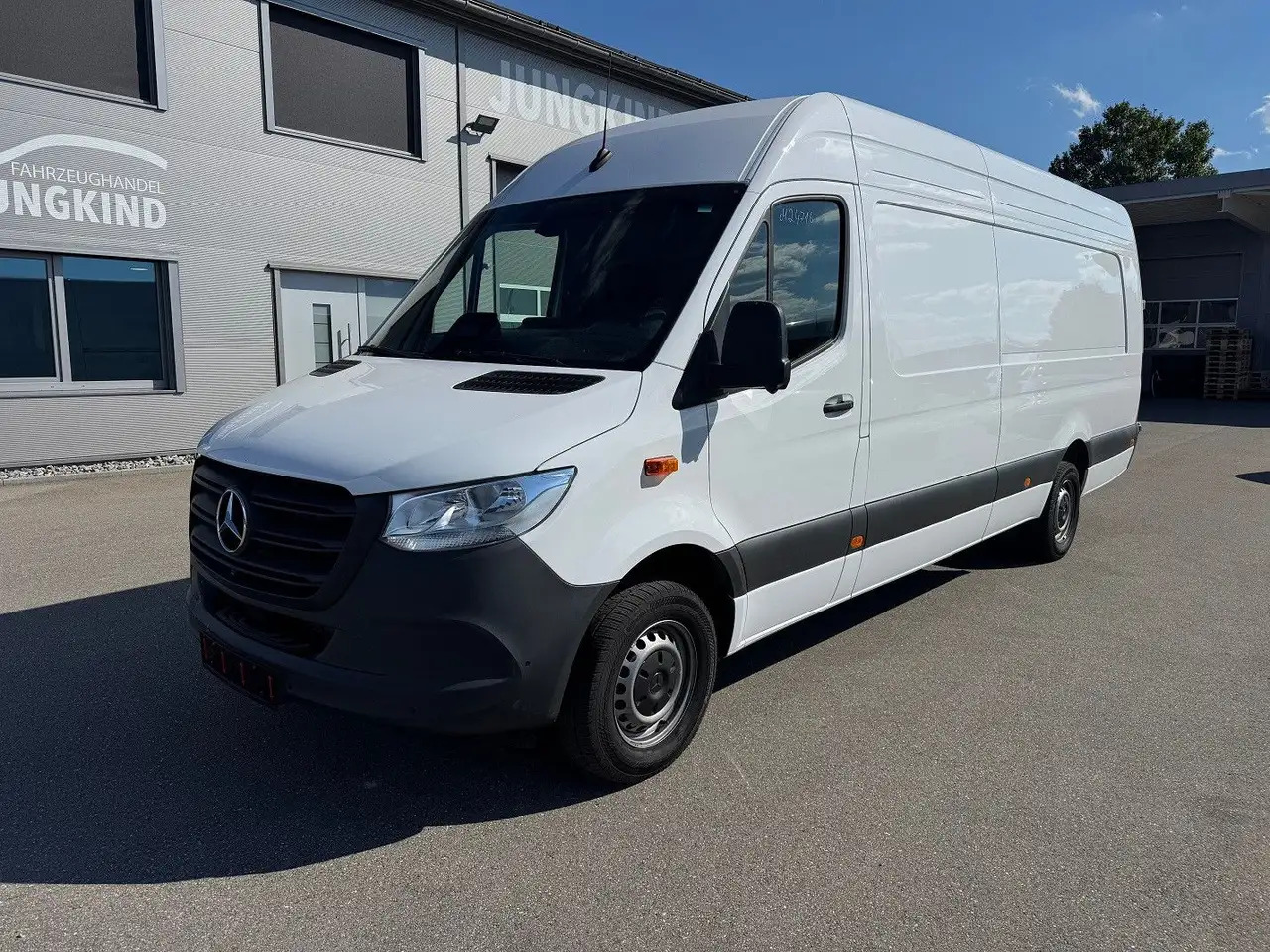 Mercedes-Benz Sprinter 317 CDI Maxi Lang XXL Extralang MBUX - Furgone chiuso: foto 1 Mercedes-Benz Sprinter 317 CDI Maxi Lang XXL Extralang MBUX - Furgone chiuso: foto 1
