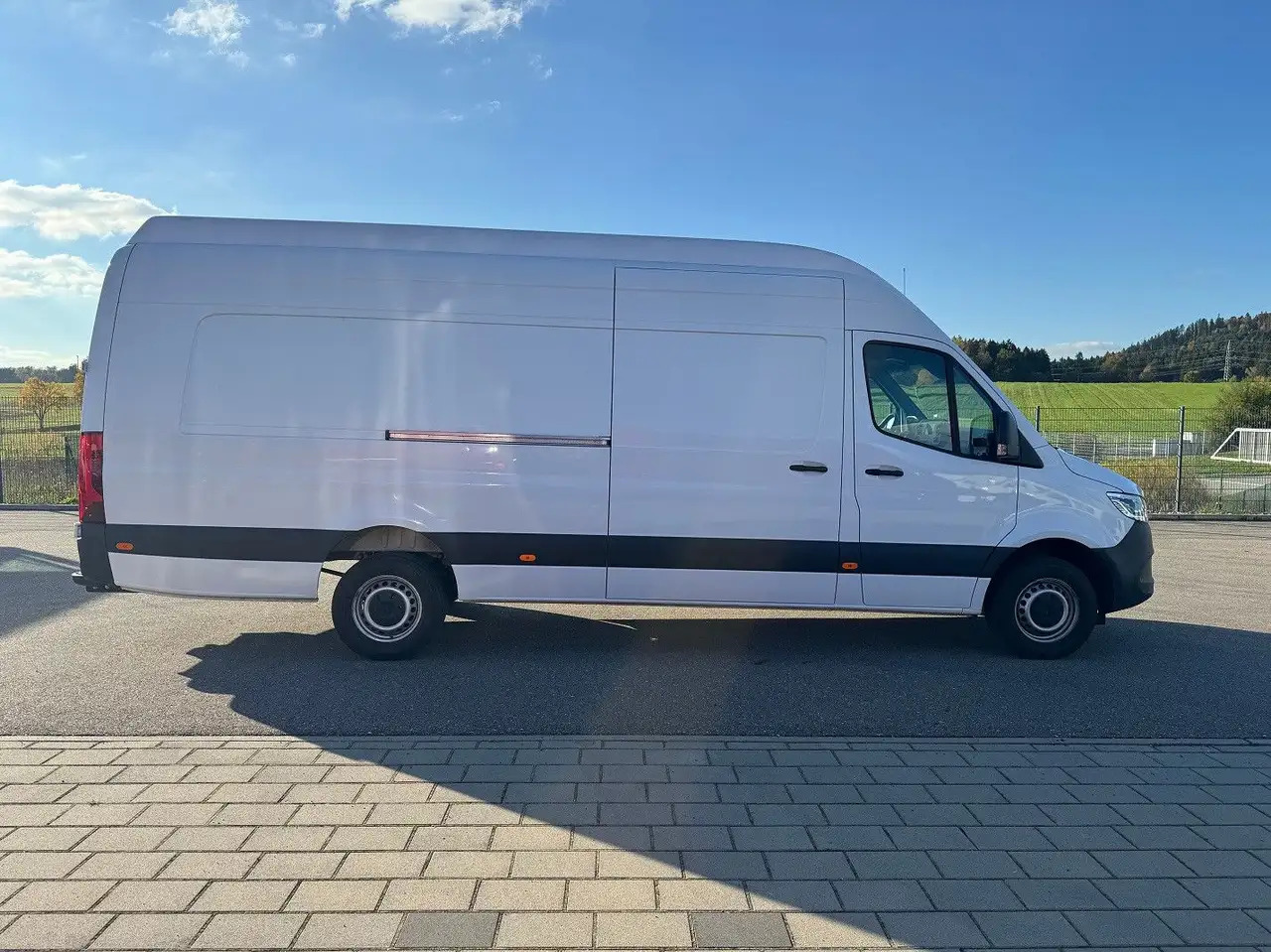 Mercedes-Benz Sprinter 319 CDI Maxi Lang Extralang XXL LED - Furgone chiuso: foto 4 Mercedes-Benz Sprinter 319 CDI Maxi Lang Extralang XXL LED - Furgone chiuso: foto 4