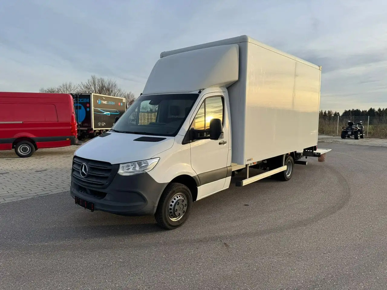 Mercedes-Benz Sprinter 516 CDI Maxi Koffer LBW AHK Klima - Furgone box: foto 1 Mercedes-Benz Sprinter 516 CDI Maxi Koffer LBW AHK Klima - Furgone box: foto 1