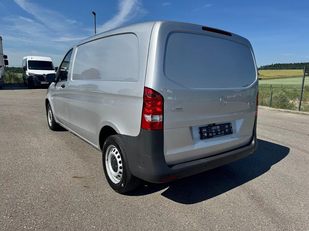 Mercedes-Benz Vito 114 CDI Kompakt Silber Bott - Furgone chiuso: foto 5 Mercedes-Benz Vito 114 CDI Kompakt Silber Bott - Furgone chiuso: foto 5