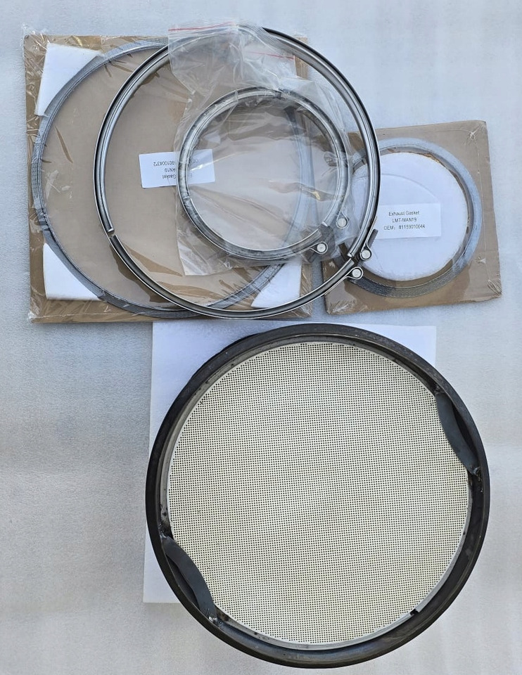 Nowy Wkład DPF MAN TGX Euro 6 + Zestaw uszczelek - Impianto di scarico per Camion: foto 1 Nowy Wkład DPF MAN TGX Euro 6 + Zestaw uszczelek - Impianto di scarico per Camion: foto 1