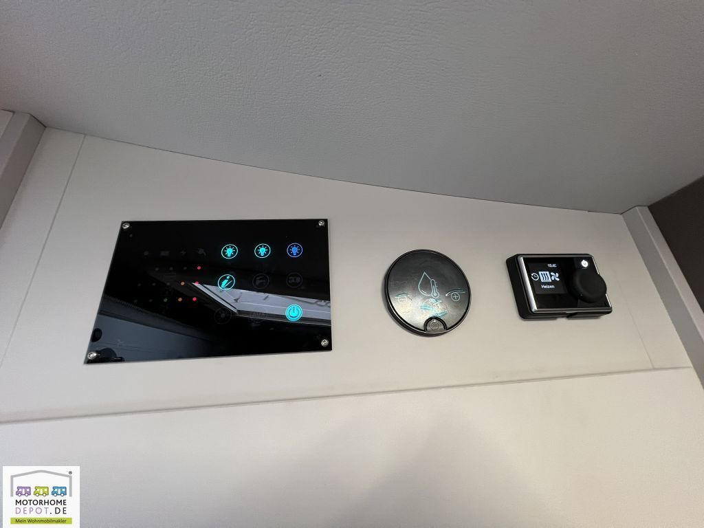 Camper profilato Ahorn Alaska TD Plus Aufl. 4to & Luftfed. & Hubbett: foto 6 Camper profilato Ahorn Alaska TD Plus Aufl. 4to & Luftfed. & Hubbett: foto 6