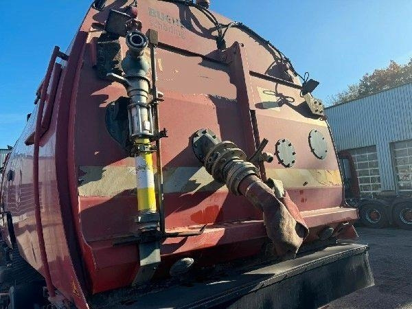 Mercedes-Benz 1829 L - Spazzatrice stradale: foto 4 Mercedes-Benz 1829 L - Spazzatrice stradale: foto 4