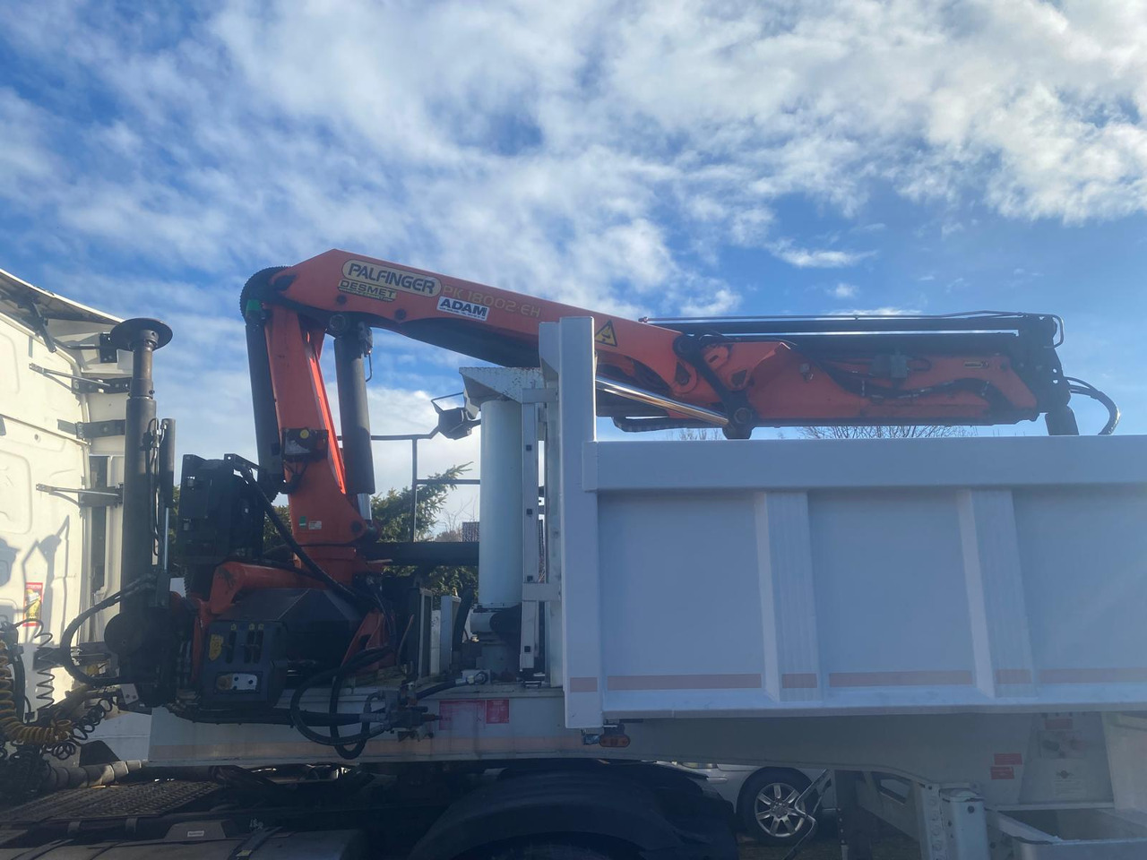 RENAULT T460 - Autocarro ribaltabile: foto 5 RENAULT T460 - Autocarro ribaltabile: foto 5