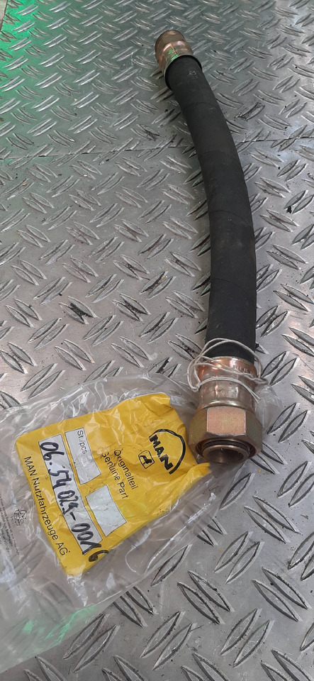 Gebrauchte Hydraulik_Schlauchleitungen, MAN, Artikel - Nr. : 06.54029 - 0016 - Idraulica per Camion: foto 4 Gebrauchte Hydraulik_Schlauchleitungen, MAN, Artikel - Nr. : 06.54029 - 0016 - Idraulica per Camion: foto 4