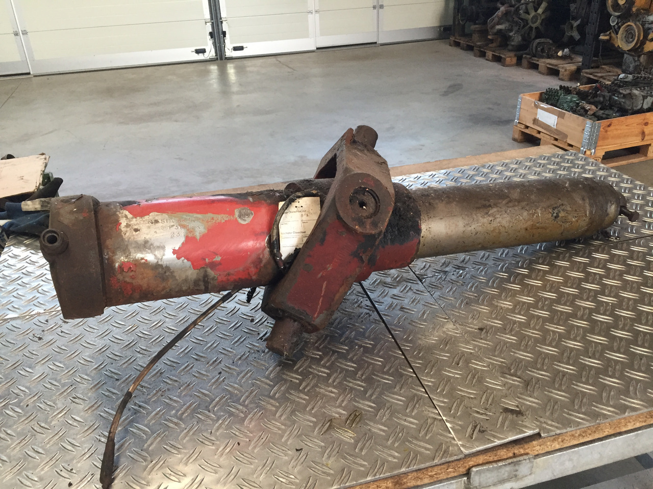 Gebrauchter Hydraulik Kippzylinder MEILLER für MAN 19.362 F90, Artikel - Nr. : A 999 999 99 99 - Cilindro idraulico per Camion: foto 1 Gebrauchter Hydraulik Kippzylinder MEILLER für MAN 19.362 F90, Artikel - Nr. : A 999 999 99 99 - Cilindro idraulico per Camion: foto 1