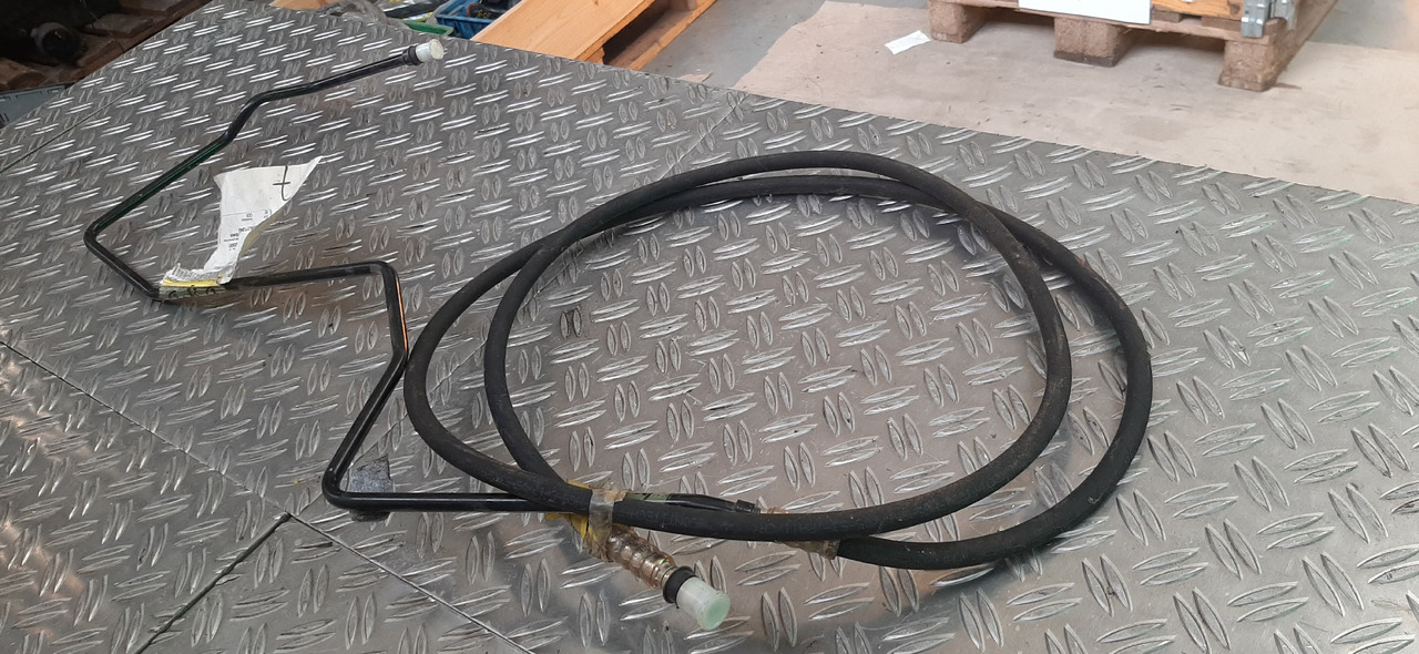 Gebrauchter Hydraulikschlauch Fahrehaus, MAN, Artikel - Nr. : 81.32562 - 0527 - Idraulica per Camion: foto 5 Gebrauchter Hydraulikschlauch Fahrehaus, MAN, Artikel - Nr. : 81.32562 - 0527 - Idraulica per Camion: foto 5