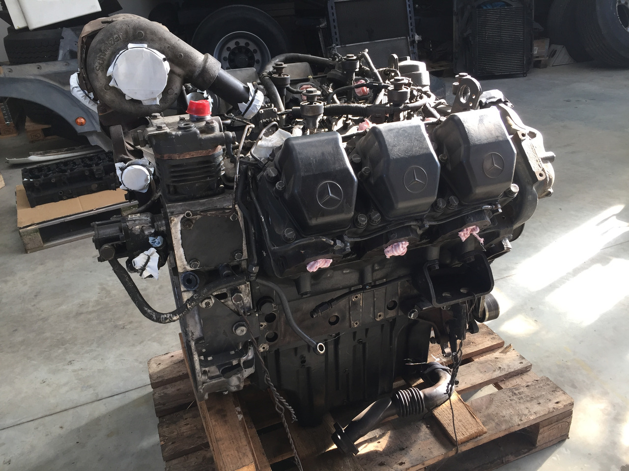 Gebrauchter Motor MB Actros 1843, OM 501 LA, Euro 3 - Motore per Camion: foto 2 Gebrauchter Motor MB Actros 1843, OM 501 LA, Euro 3 - Motore per Camion: foto 2