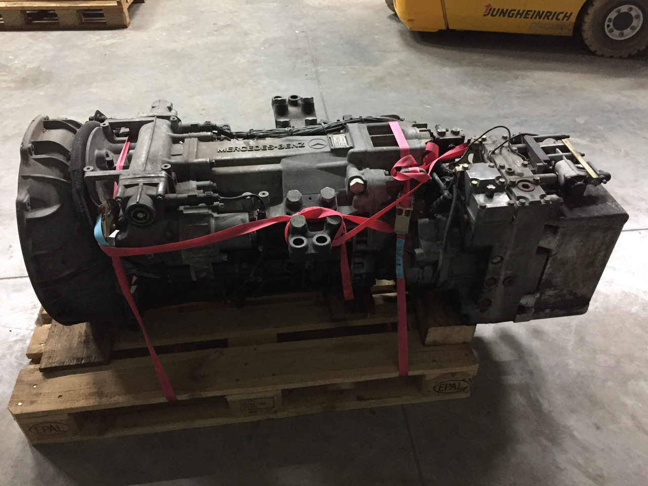 Gebrauchtes Getriebe MB Actros 1846 Typ G 231 16, Artikel -Nr. : A 001 250 36 00 - Cambio per Camion: foto 5 Gebrauchtes Getriebe MB Actros 1846 Typ G 231 16, Artikel -Nr. : A 001 250 36 00 - Cambio per Camion: foto 5