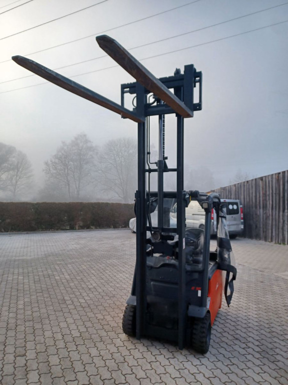 LINDE Stapler E16-01 Duplexmast, Seitenschieber - Carrello elevatore elettrico: foto 5 LINDE Stapler E16-01 Duplexmast, Seitenschieber - Carrello elevatore elettrico: foto 5