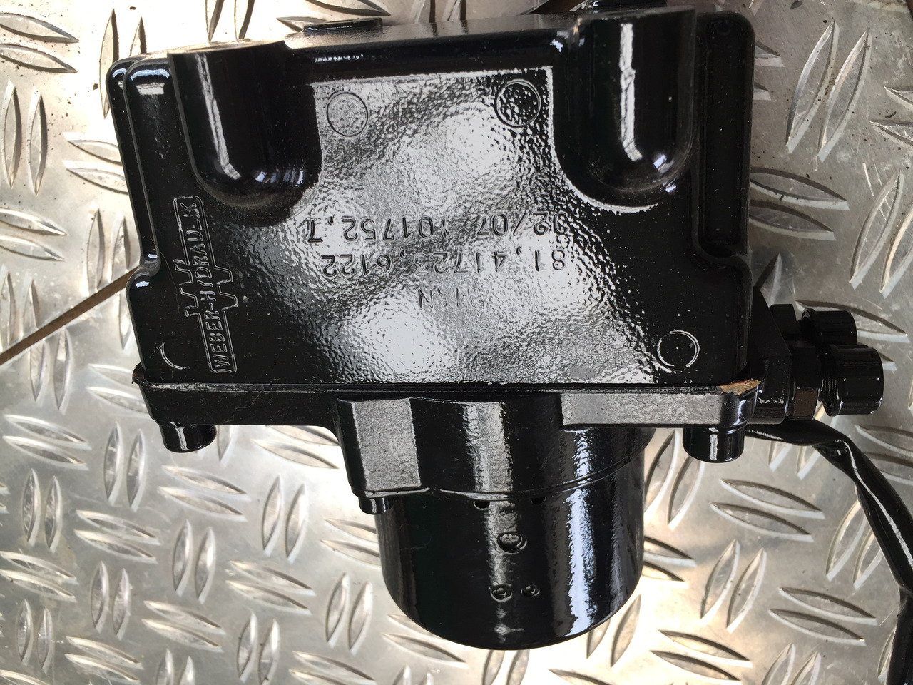 Neuwertige MAN TGA, TGS, TGX Hydraulikpumpe , Artikel - Nr. : 81.41723 - 6122 - Pompa idraulica per Camion: foto 5 Neuwertige MAN TGA, TGS, TGX Hydraulikpumpe , Artikel - Nr. : 81.41723 - 6122 - Pompa idraulica per Camion: foto 5