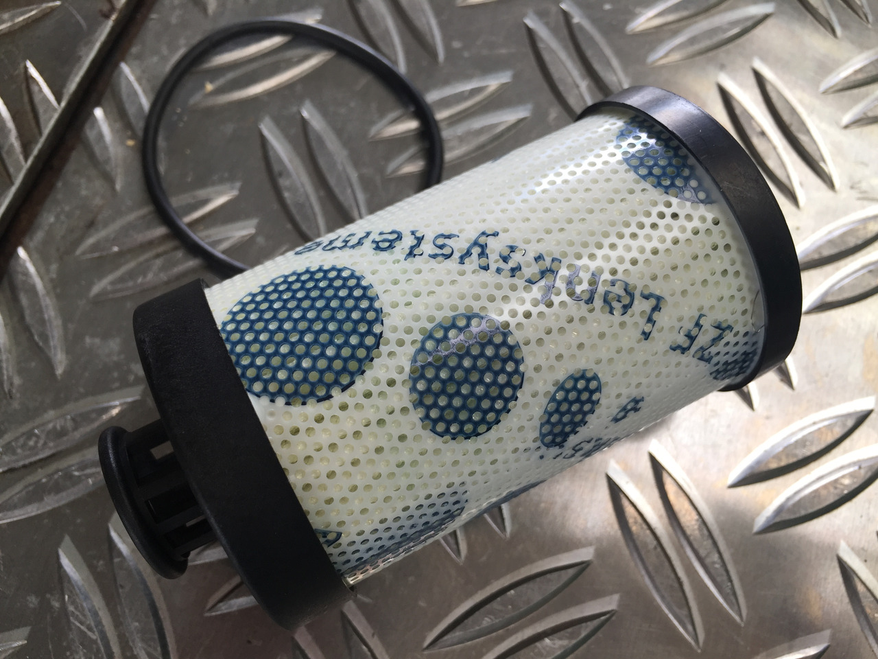 Neuwertiger MAN TGA, TGX, TGS Hydrauliköl - Filtereinsatz, Artikel - Nr. : 81.67506 - 6020 - Filtro idraulico per Camion: foto 4 Neuwertiger MAN TGA, TGX, TGS Hydrauliköl - Filtereinsatz, Artikel - Nr. : 81.67506 - 6020 - Filtro idraulico per Camion: foto 4