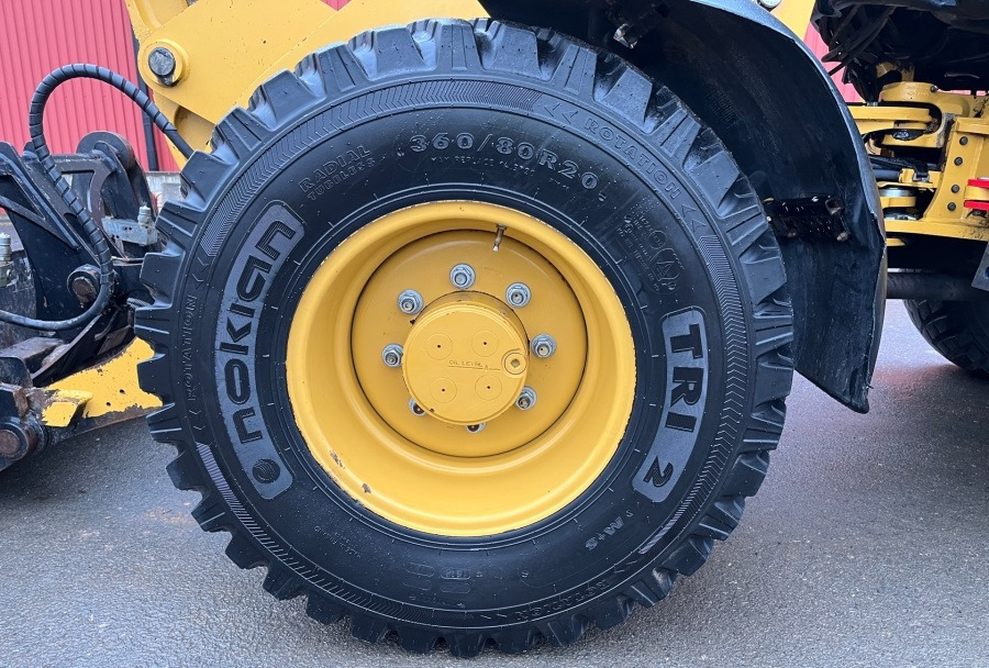 CATERPILLAR 908 M - Pala gommata: foto 5 CATERPILLAR 908 M - Pala gommata: foto 5