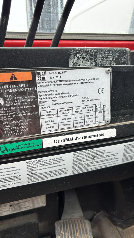 Hyster 2,5 t - Carrello elevatore a gas: foto 2 Hyster 2,5 t - Carrello elevatore a gas: foto 2