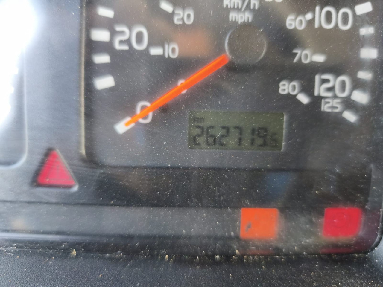 VOLVO FL 12 250, 2004 god. - Autocarro con pianale/ Cassone fisso: foto 5 VOLVO FL 12 250, 2004 god. - Autocarro con pianale/ Cassone fisso: foto 5