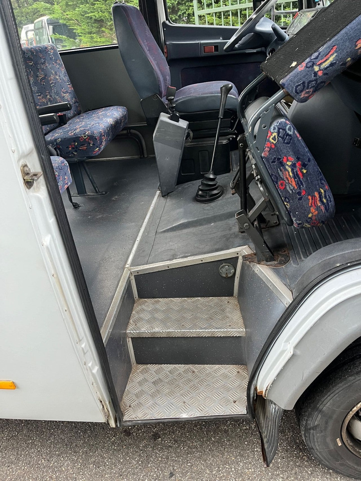 Mercedes-Benz Vario 814 Retarder - Autobus extraurbano: foto 5 Mercedes-Benz Vario 814 Retarder - Autobus extraurbano: foto 5