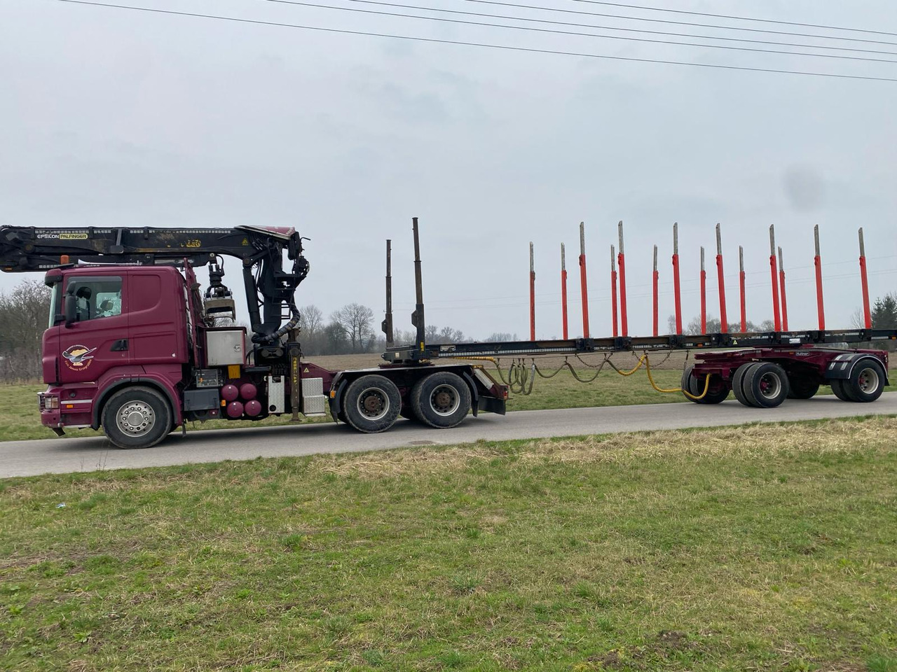 SCANIA R500 - Camion trasporto legname, Camion con gru: foto 3 SCANIA R500 - Camion trasporto legname, Camion con gru: foto 3