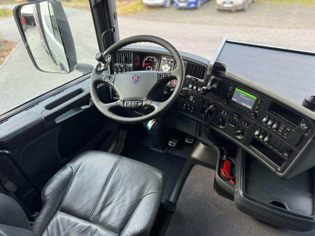 SCANIA R580 - Camion trasporto legname, Camion con gru: foto 5 SCANIA R580 - Camion trasporto legname, Camion con gru: foto 5